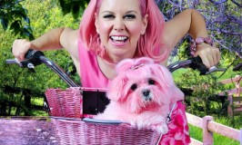 Miss Kisses: the Pink Pooch of Hollywood